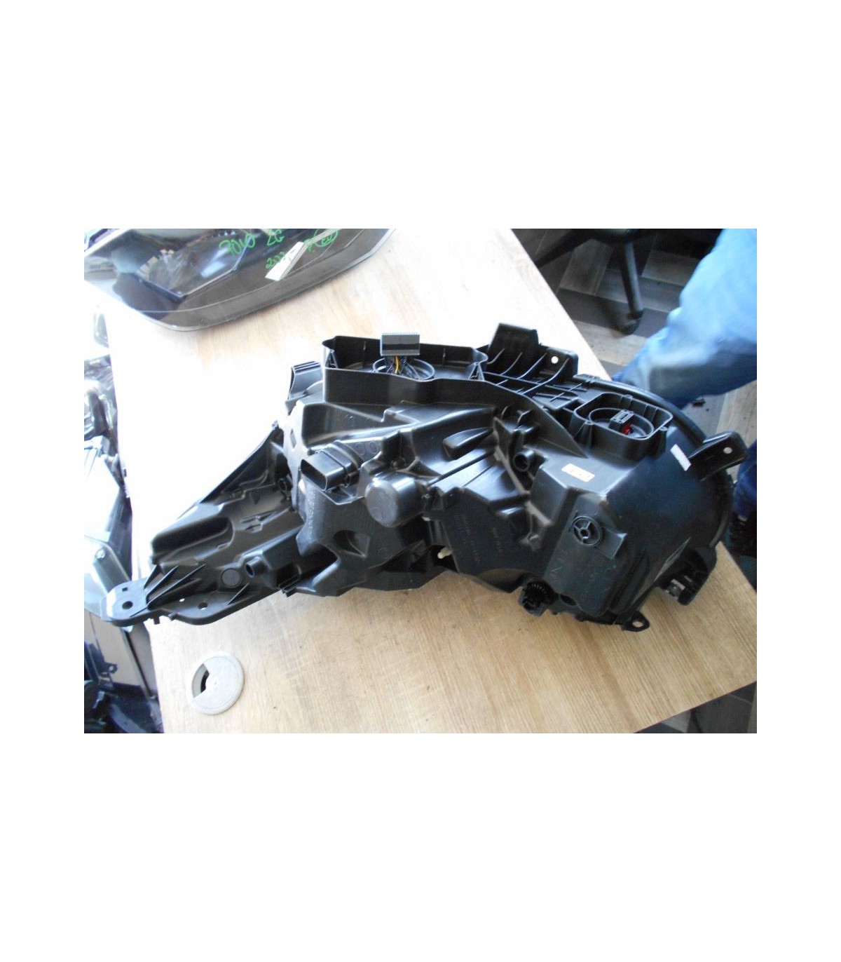 FORD S-MAX GALAXY LAMPA PRZÓD PRAWA EUROPA