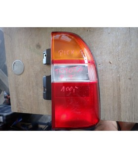 TOYOTA PICK UP LAMPA PRAWY TYŁ