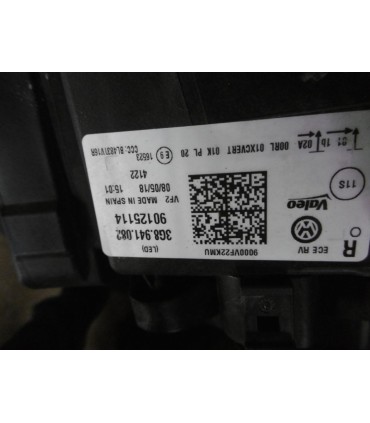 VW ARTEON LAMPA PRAWY PRZÓD EU