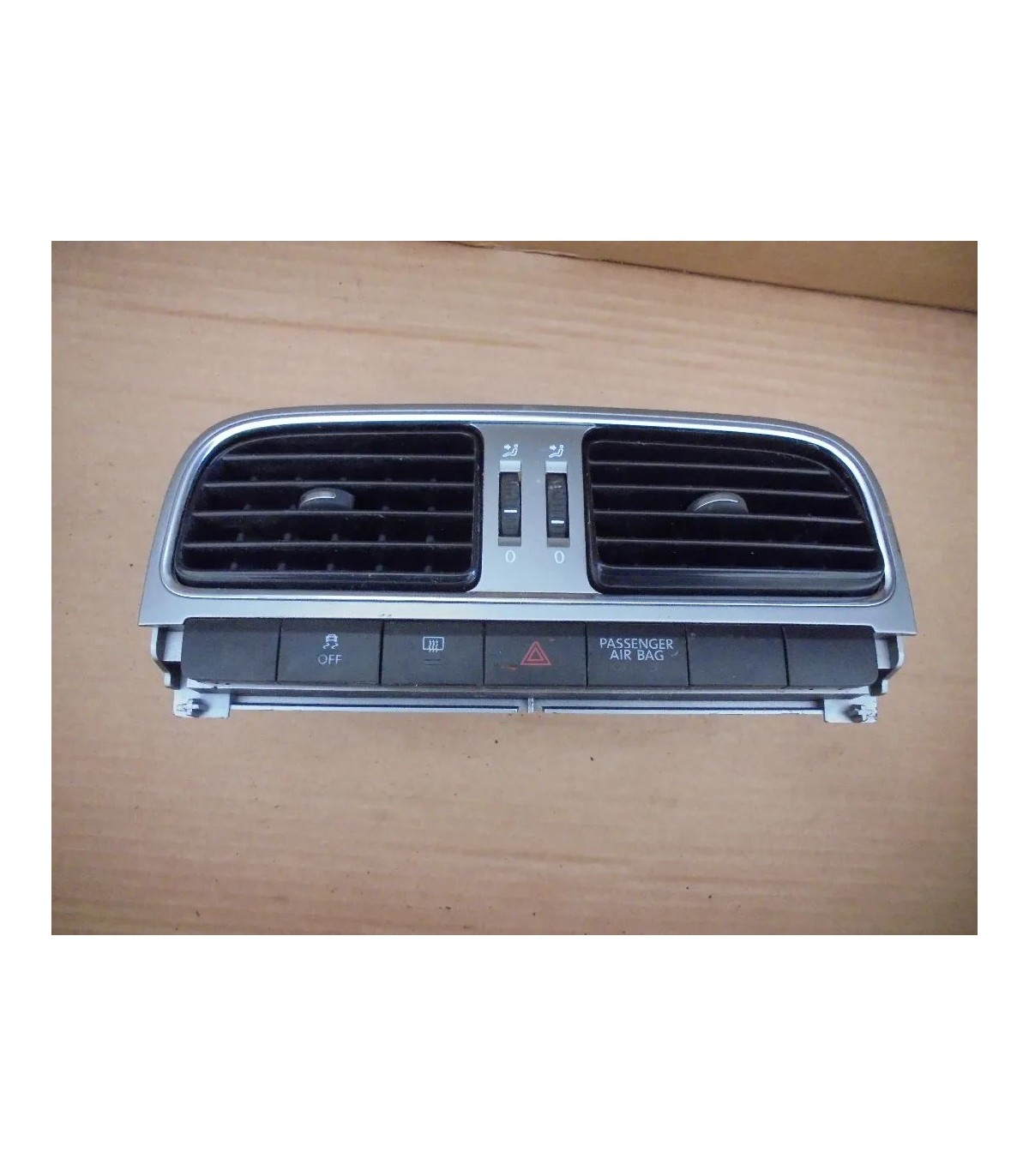 VW POLO 6C KRATKA NAWIEWU 6RF819728C