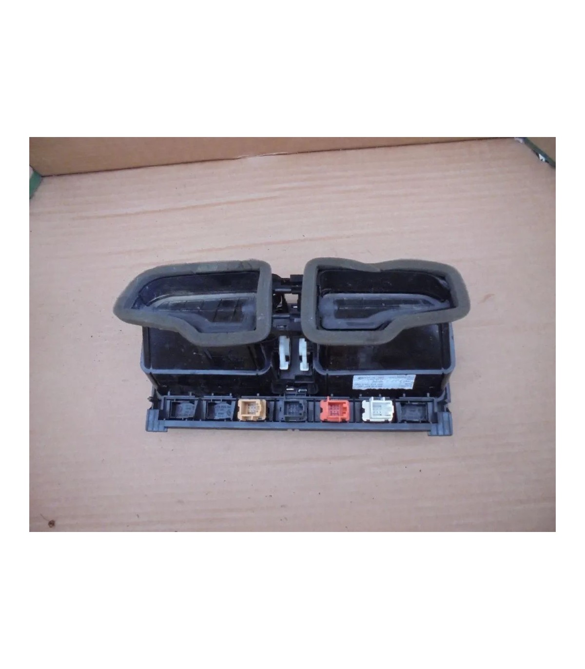 VW POLO 6C KRATKA NAWIEWU 6RF819728C