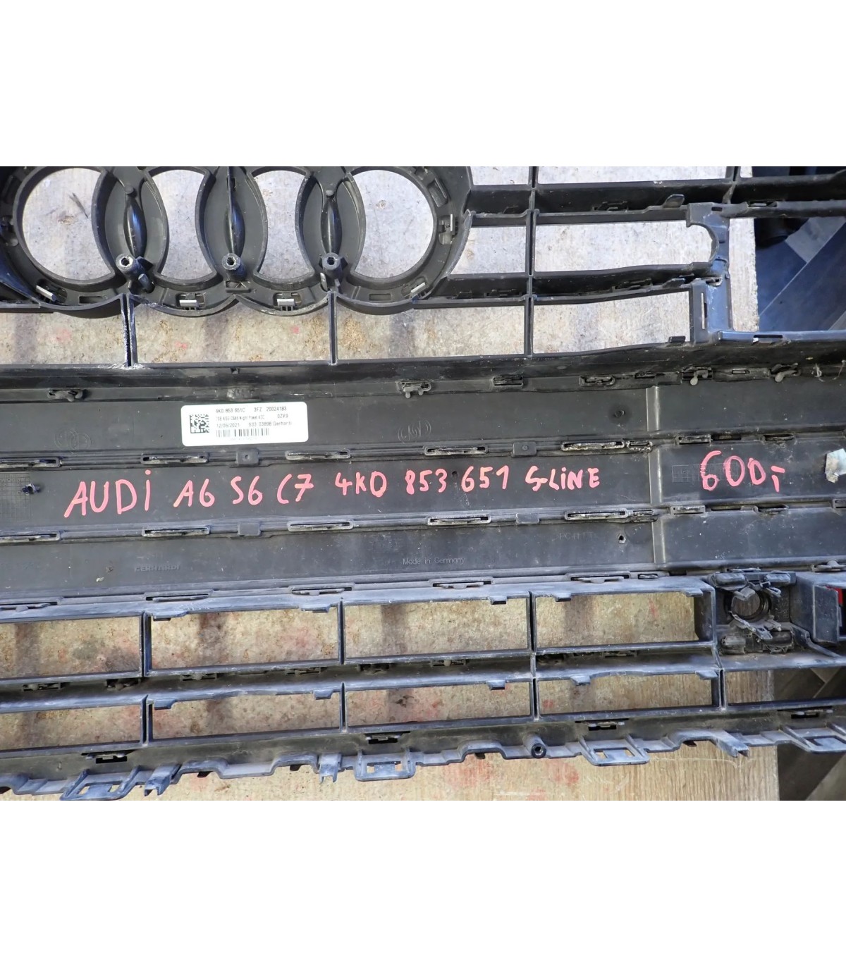 AUDI A6 C8 GRILL ATRAPA 4K0853651C