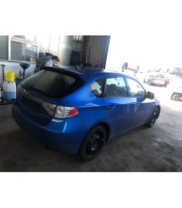 SUBARU IMPREZA GH LAMPA LEWA TYŁ W BŁOTNIK
