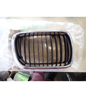 BMW 3 E36 NERKA ATRAPA PRAWY PRZÓD BM0142123