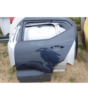 VOLVO XC40 DRZWI LEWY TYŁ