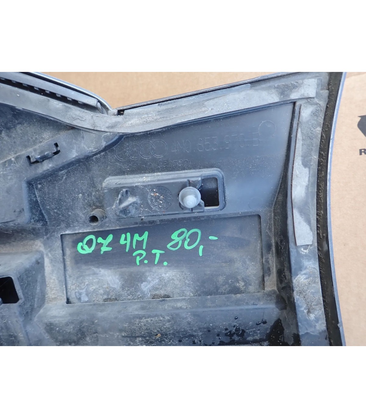 AUDI Q7 4M LISTWA DRZWI PRAWY TYŁ 4M0853970B