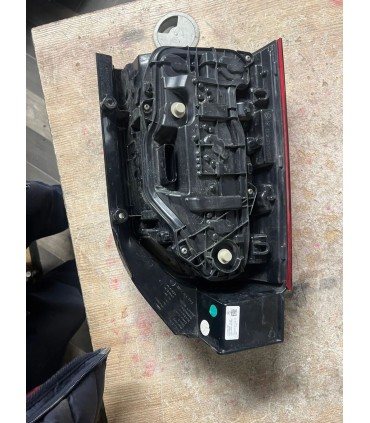 VW T6 LIFT LAMPA PRAWY PRAWA TYŁ TYLNA EUROPA 7LA945096