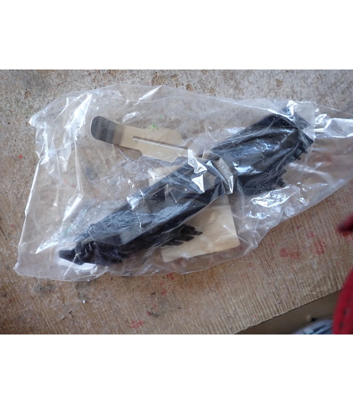 BMW 3 G20 G21 ŚLIZG MOCOWANIE LAMPY LEWY PRZÓD 8496141