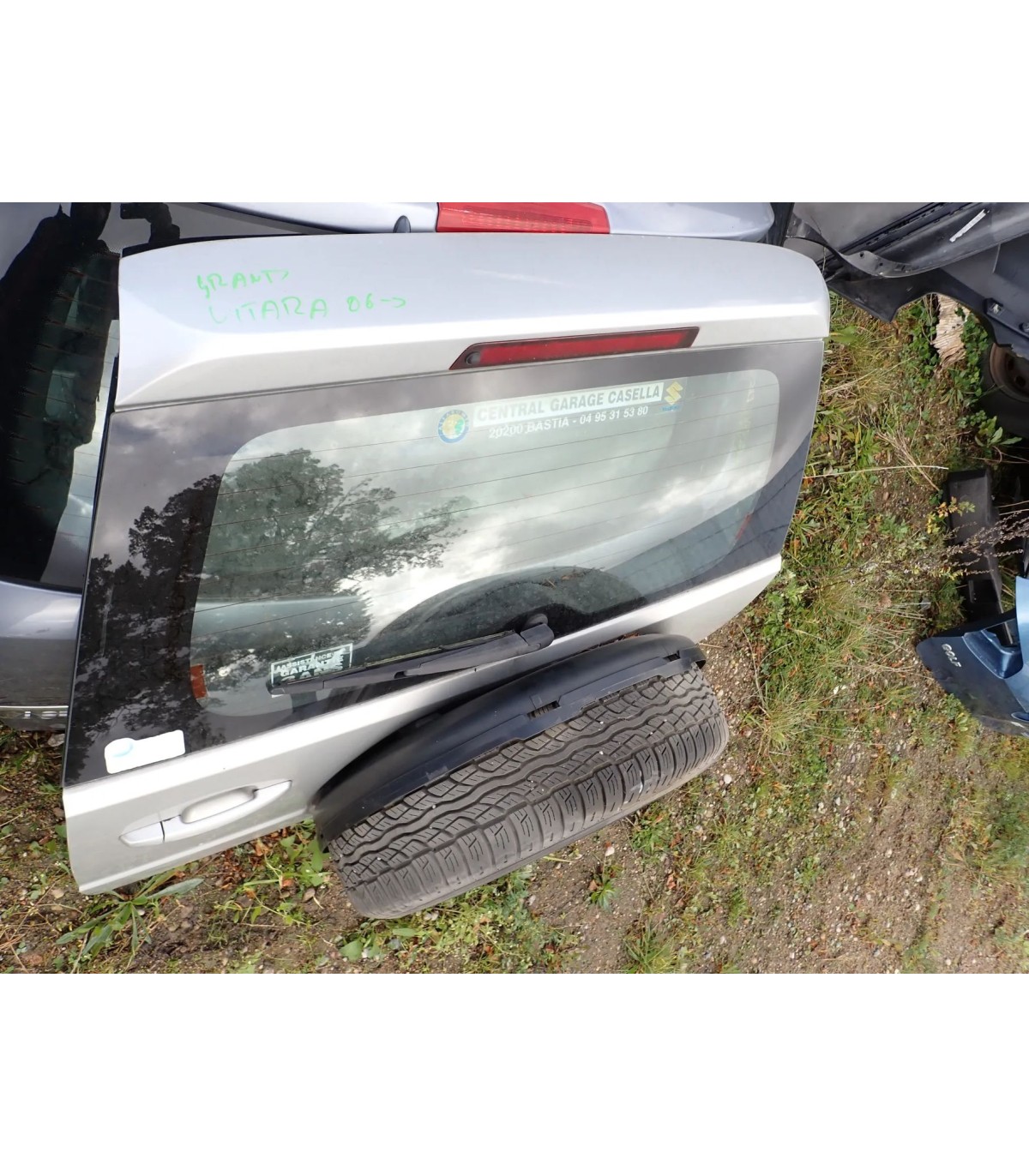 SUZUKI GRAND VITARA II KLAPA BAGAŻNIKA