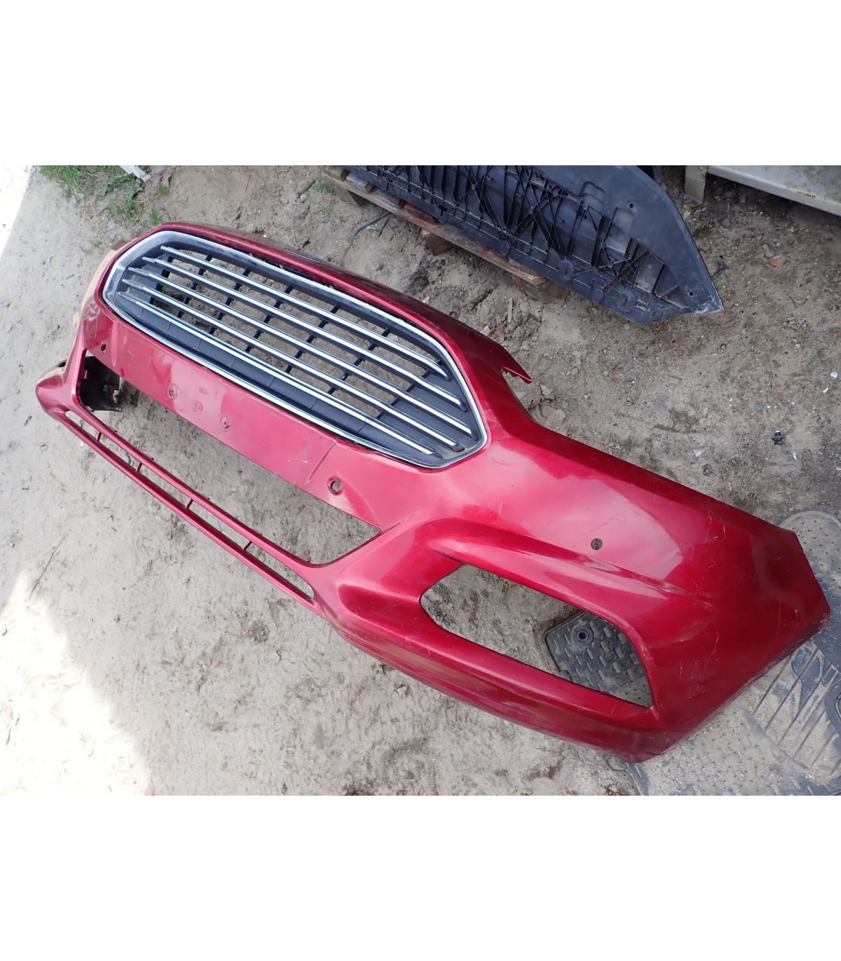 FORD MONDEO MK5 ZDERZAK PRZÓD