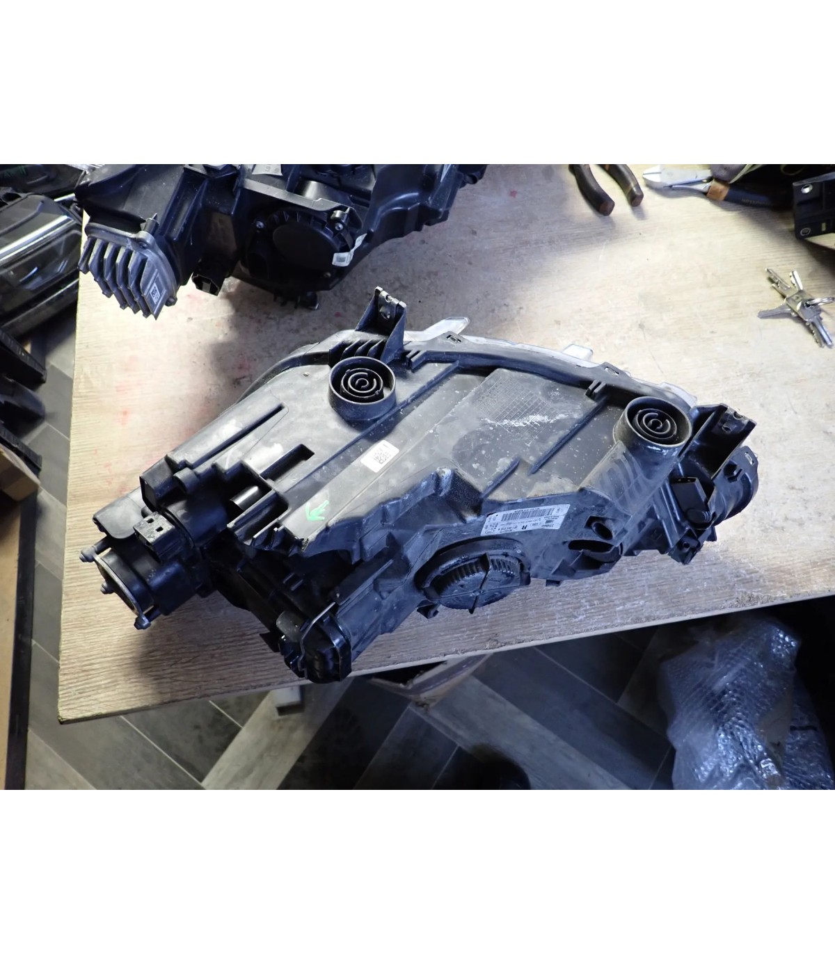 SEAT IBIZA V 6F ARONA LAMPA PRAWY PRZÓD EUROPA 6F1941016B