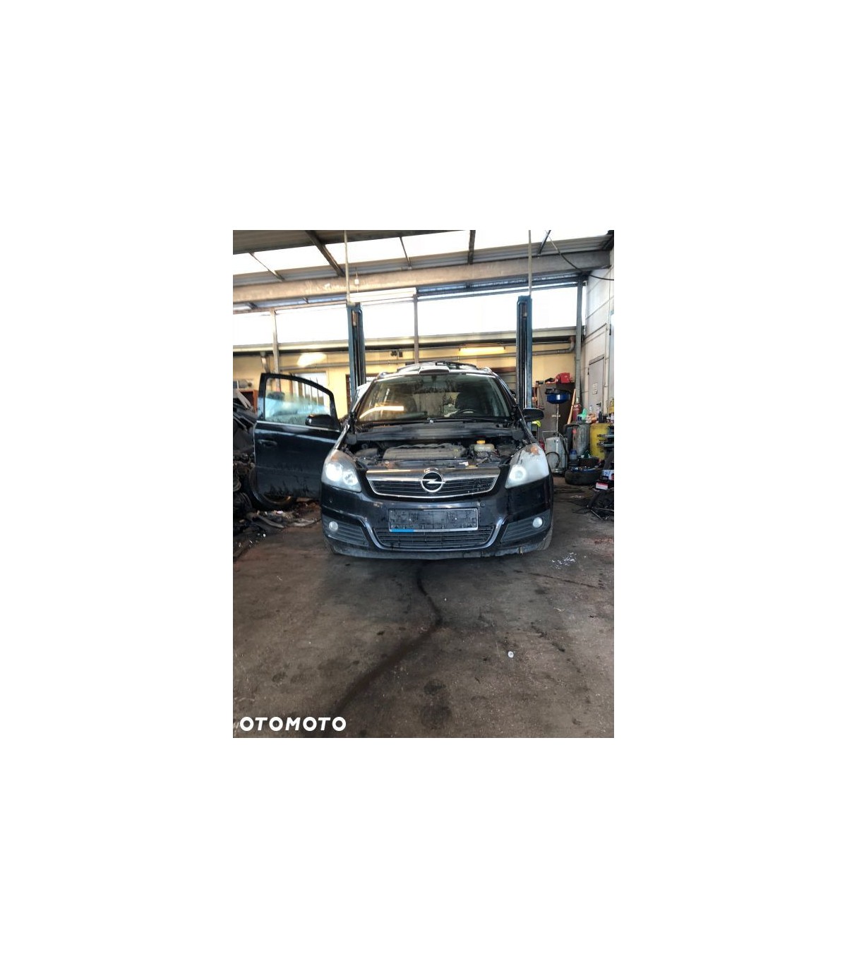 OPEL ZAFIRA B DRZWI PRAWE PRZEDNIE PRZÓD