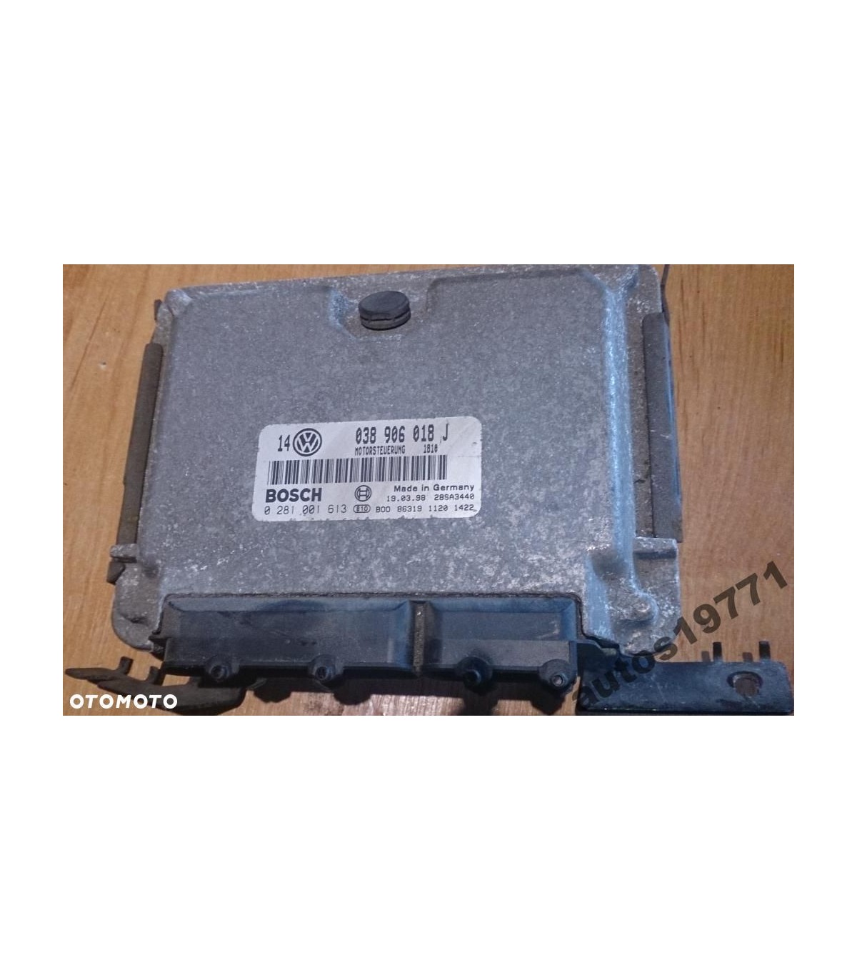 VW KOMPUTER STEROWNIK SILNIKA 038906018J