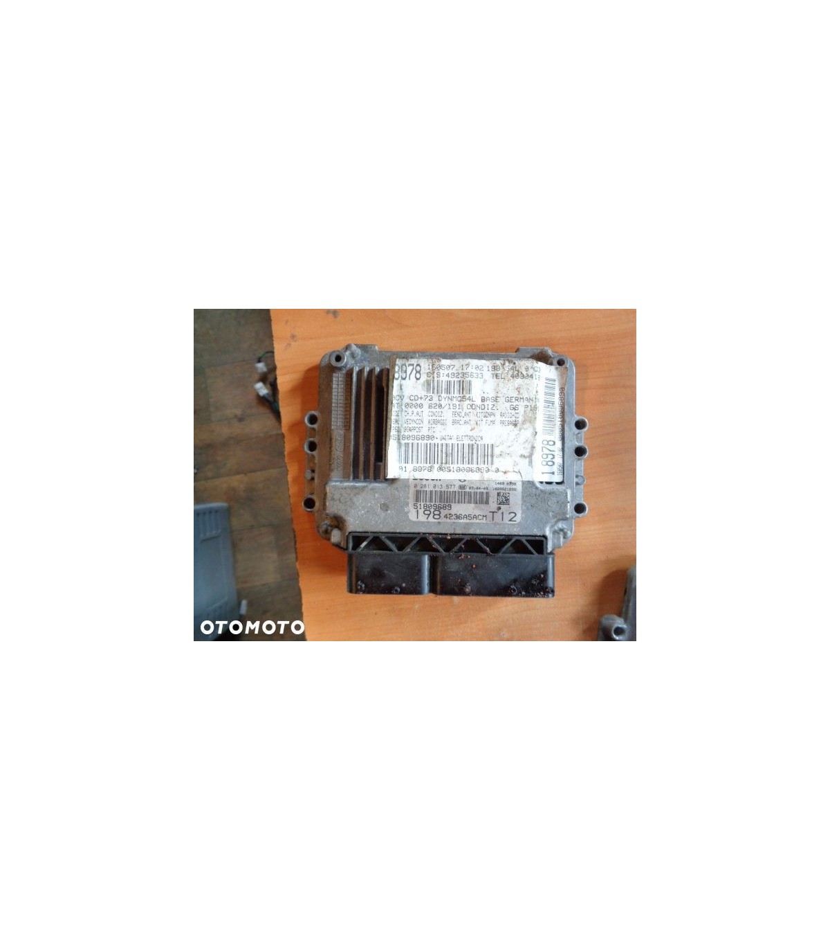 FIAT BRAVO II KOMPUTER STEROWNIK SILNIKA 51809689 0281013577