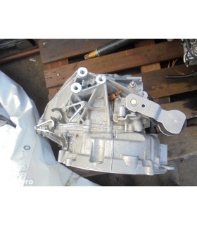 MERCEDES W176 W246 1.5 CDI SKRZYNIA BIEGÓW