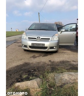 TOYOTA COROLLA VERSO MASKA PRZÓD
