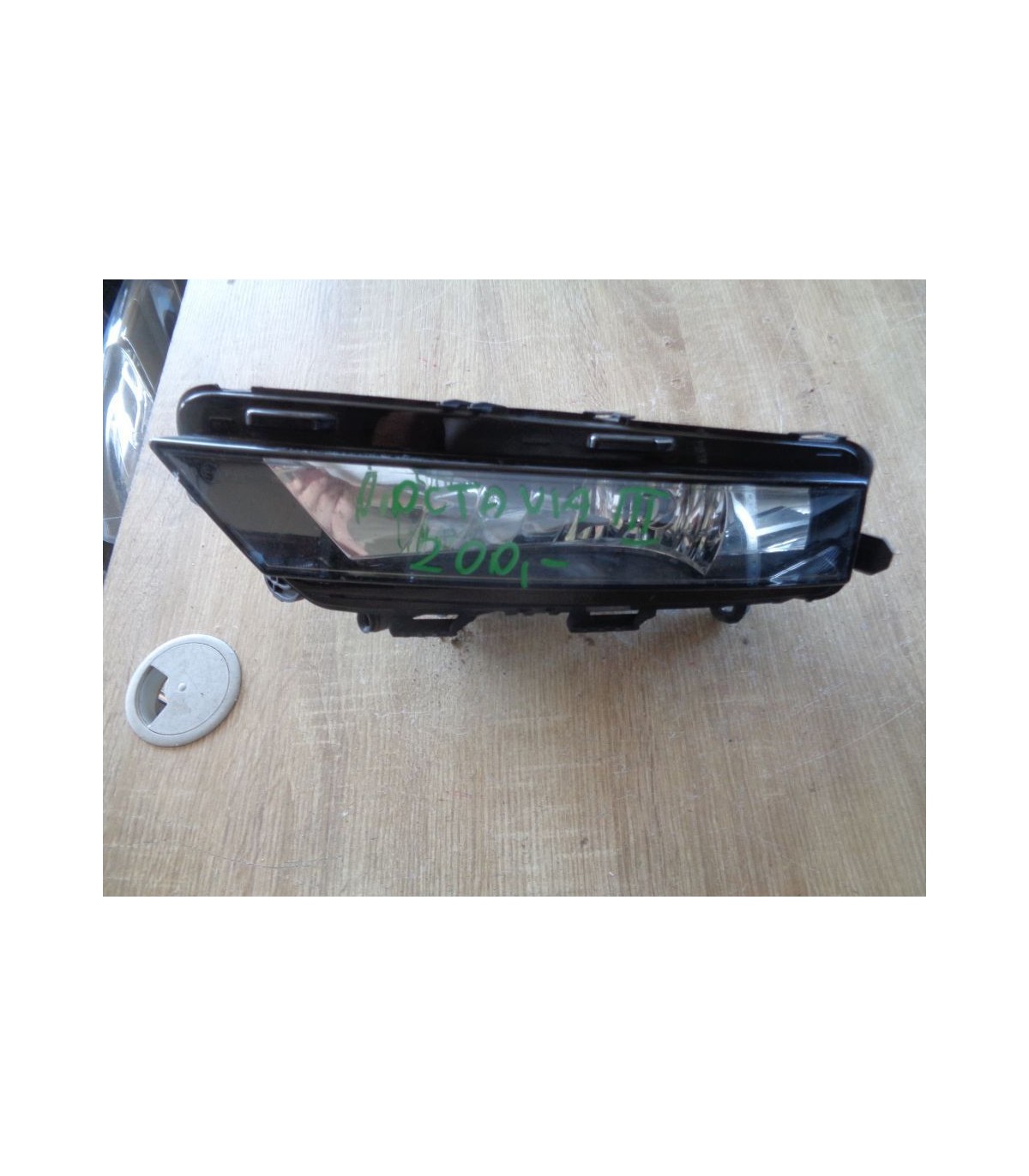 SKODA OCTAVIA III HALOGEN LEWY PRZÓD EUROPA 5E0941699F