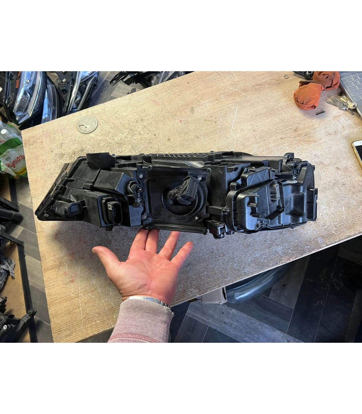AUDI Q7 LAMPA LEWY PRZÓD 4M0941033