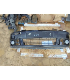 VW GOLF V ZDERZAK PRZÓD