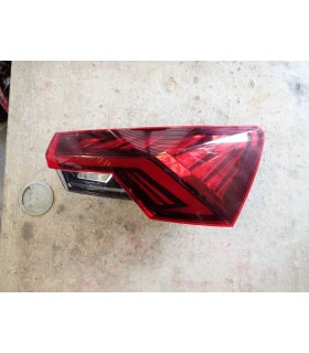 SKODA OCTAVIA IV LAMPA TYLNA PRAWY TYŁ