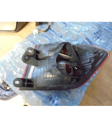 BMW F30 LAMPA TYŁ LEWA EUROPA