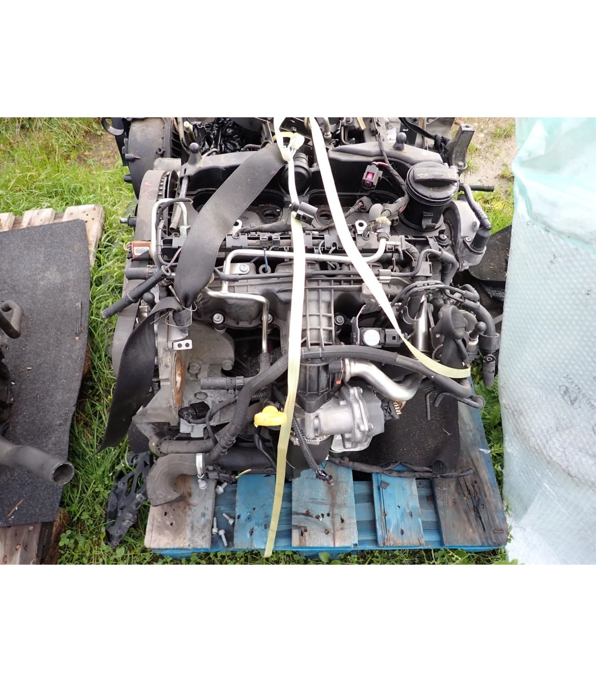 VOLKSWAGEN SKODA AUDI 1.6 TDI CAYX SILNIK SŁUPEK