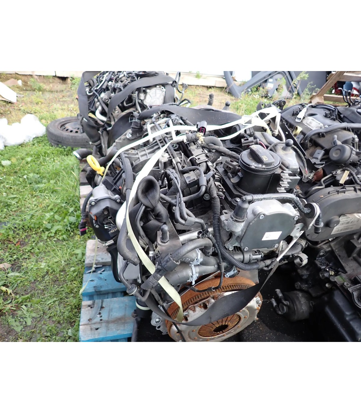VOLKSWAGEN SKODA AUDI 1.6 TDI CAYX SILNIK SŁUPEK