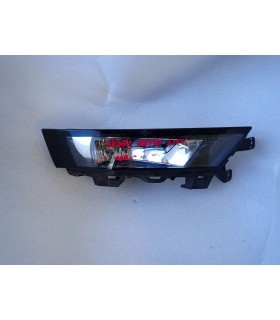 SKODA RAPID LIFT HALOGEN PRZÓD PRAWY 5JA941700D