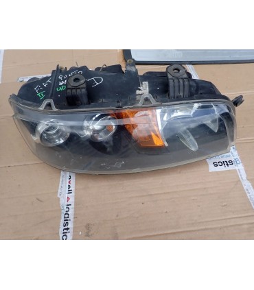 FIAT PUNTO II LAMPA PRAWY PRZÓD