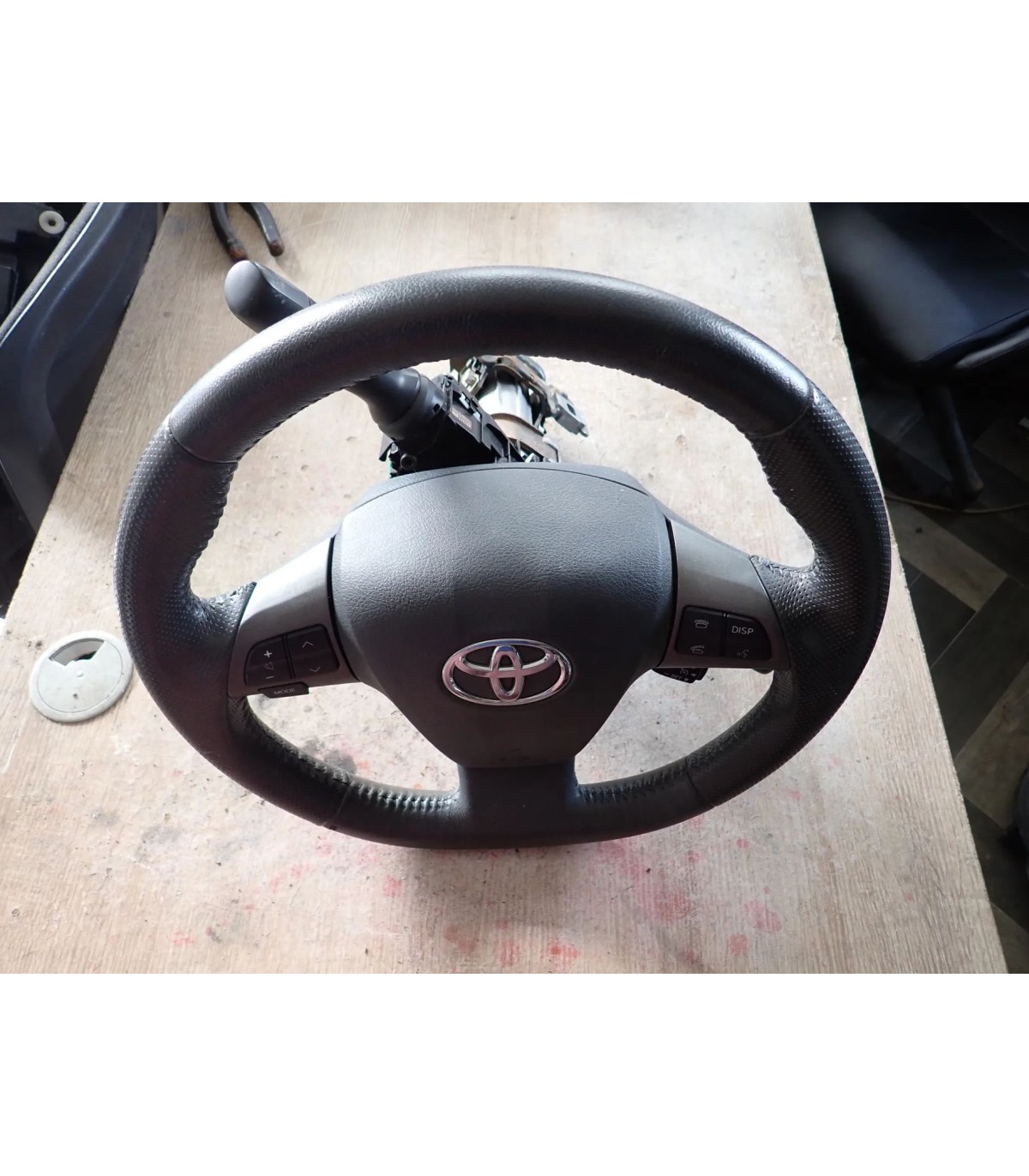 TOYOTA RAV4 III LIFT 09-12 KIEROWNICA MULTIFUNKCYJNA Z TEMPOMATEM