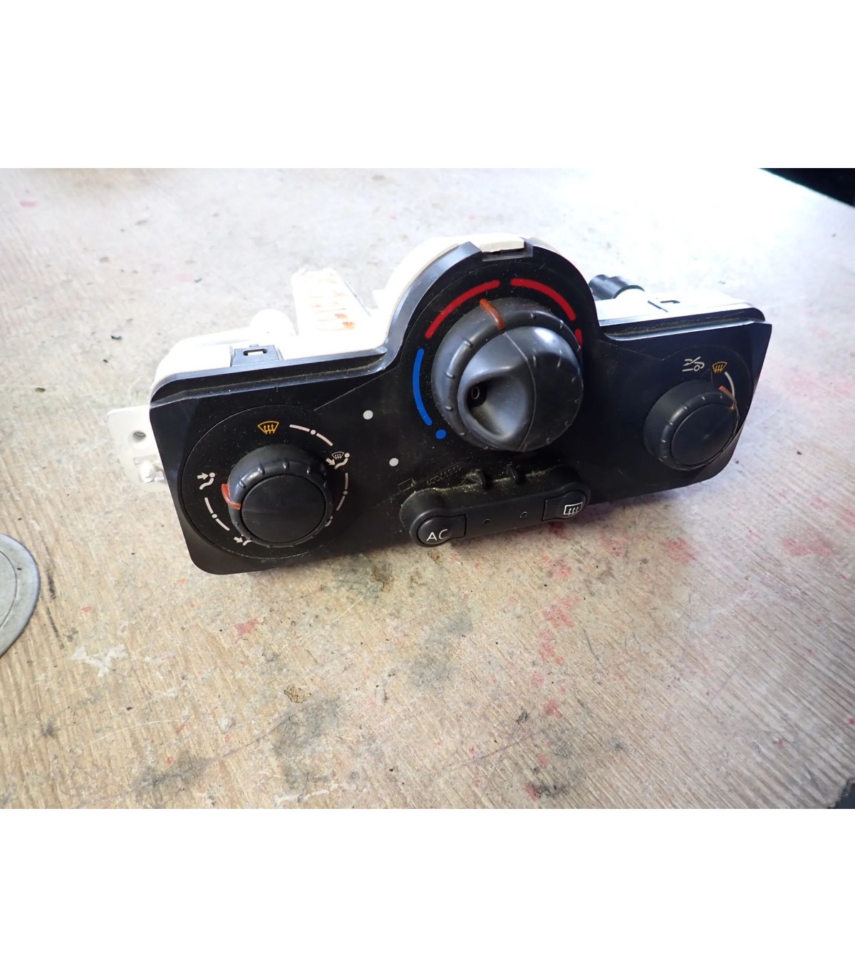 RENAULT CLIO III LIFT PANEL STEROWANIA NAWIEWAMI 030967W 69590001