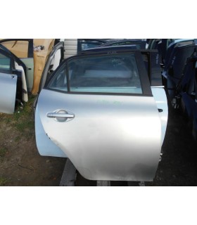 TOYOTA AURIS DRZWI PRAWY TYŁ