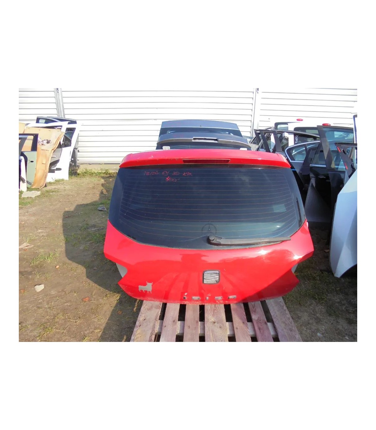 SEAT IZIBA 6J 3D KLAPA TYŁ