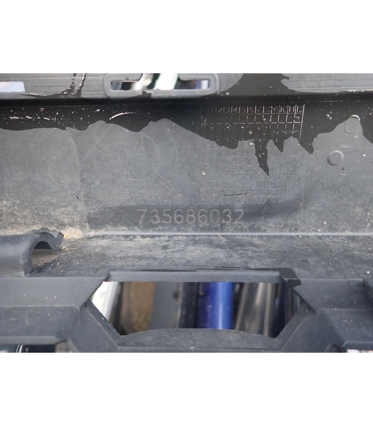 FIAT 500X CROSS LIFT ZDERZAK PRZEDNI PRZÓD 735686032
