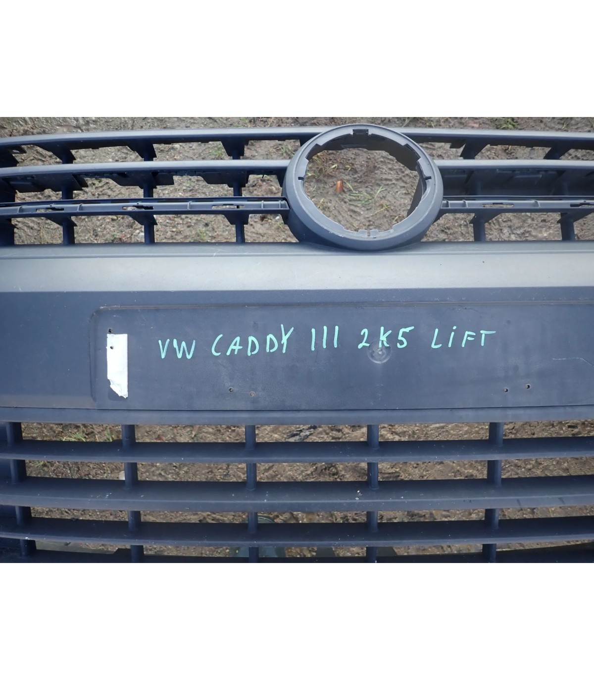 VW CADDY 2K5 LIFT ZDERZAK PRZÓD PRZEDNI