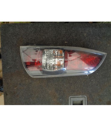 DAIHATSU SIRION LAMPA TYŁ PRAWA EUROPA
