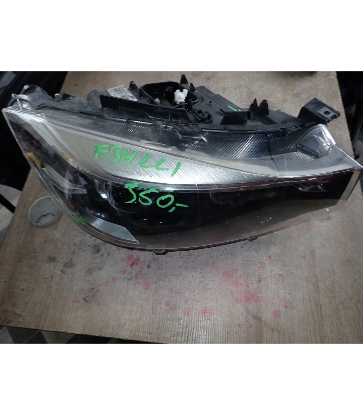 BMW 3 GT F34 LCI LIFT LAMPA PRAWY PRZÓD 8738724-02