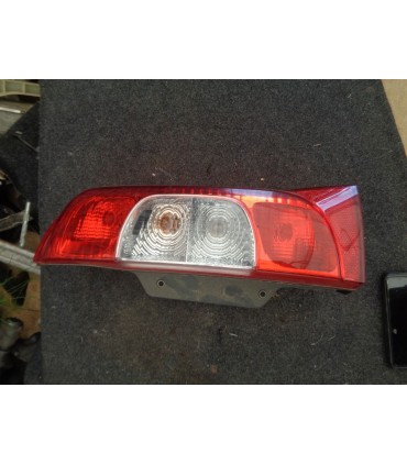 FIAT NEMO FIORINO BIPPER LAMPA TYŁ PRAWA EUROPA