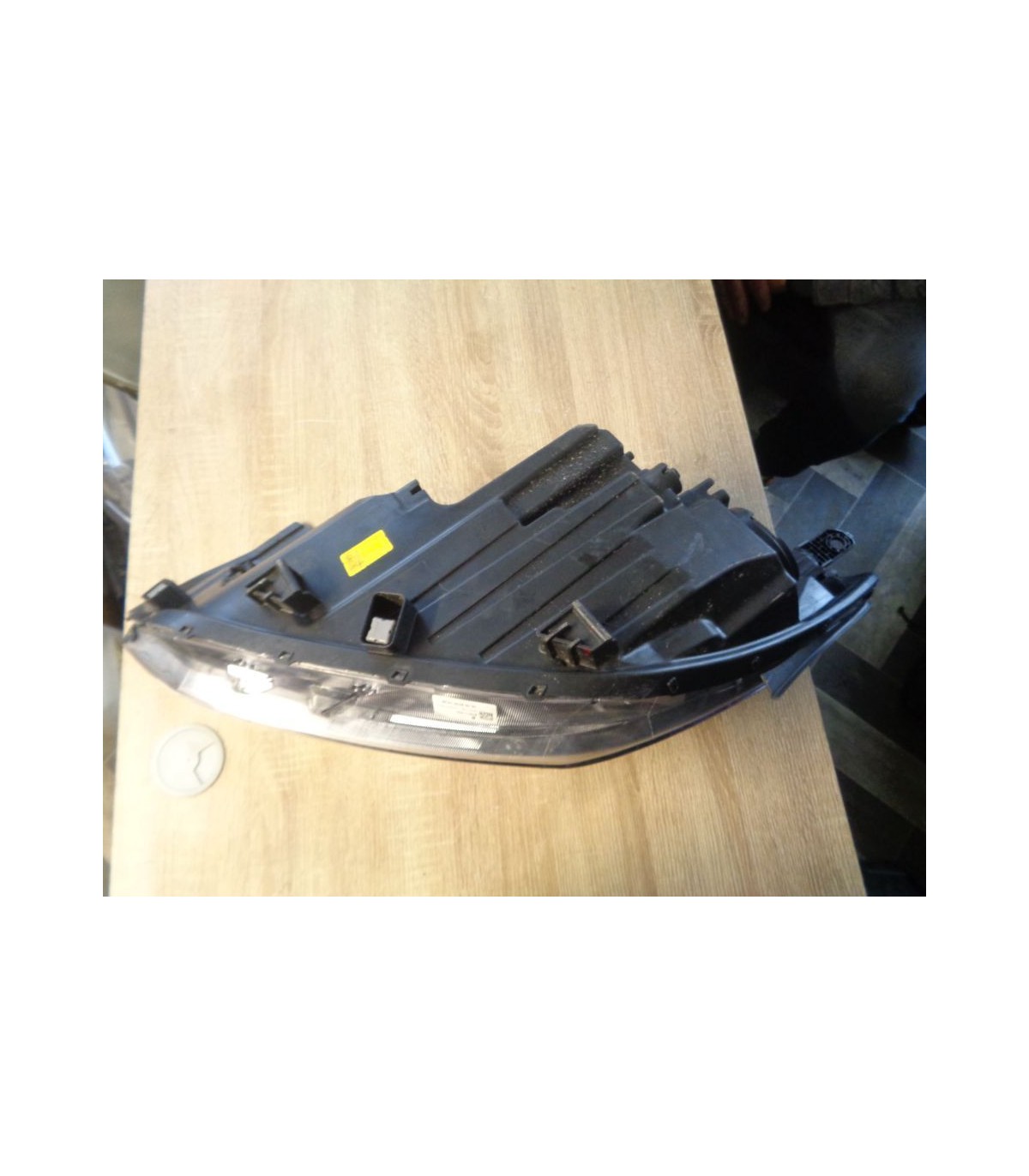 HYUNDAI TUCSON II LIFT LAMPA PRAWY PRZÓD EUROPA 2018--