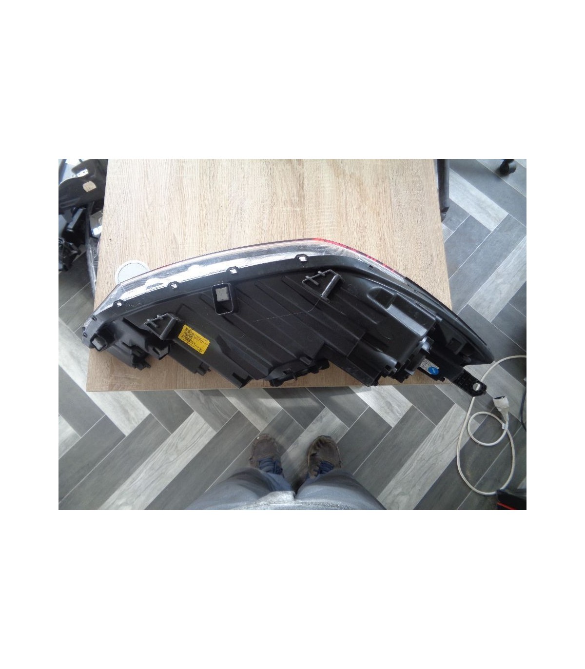 HYUNDAI TUCSON II LIFT LAMPA LEWY PRZÓD EUROPA 2018--
