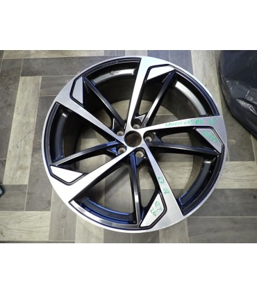 AUDI Q7 Q8 FELGA 22 ET26 4M0601025DN