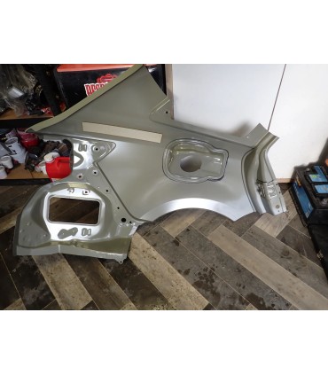 TOYOTA COROLLA E21 ĆWIARTKA BOCZNA LEWY TYŁ