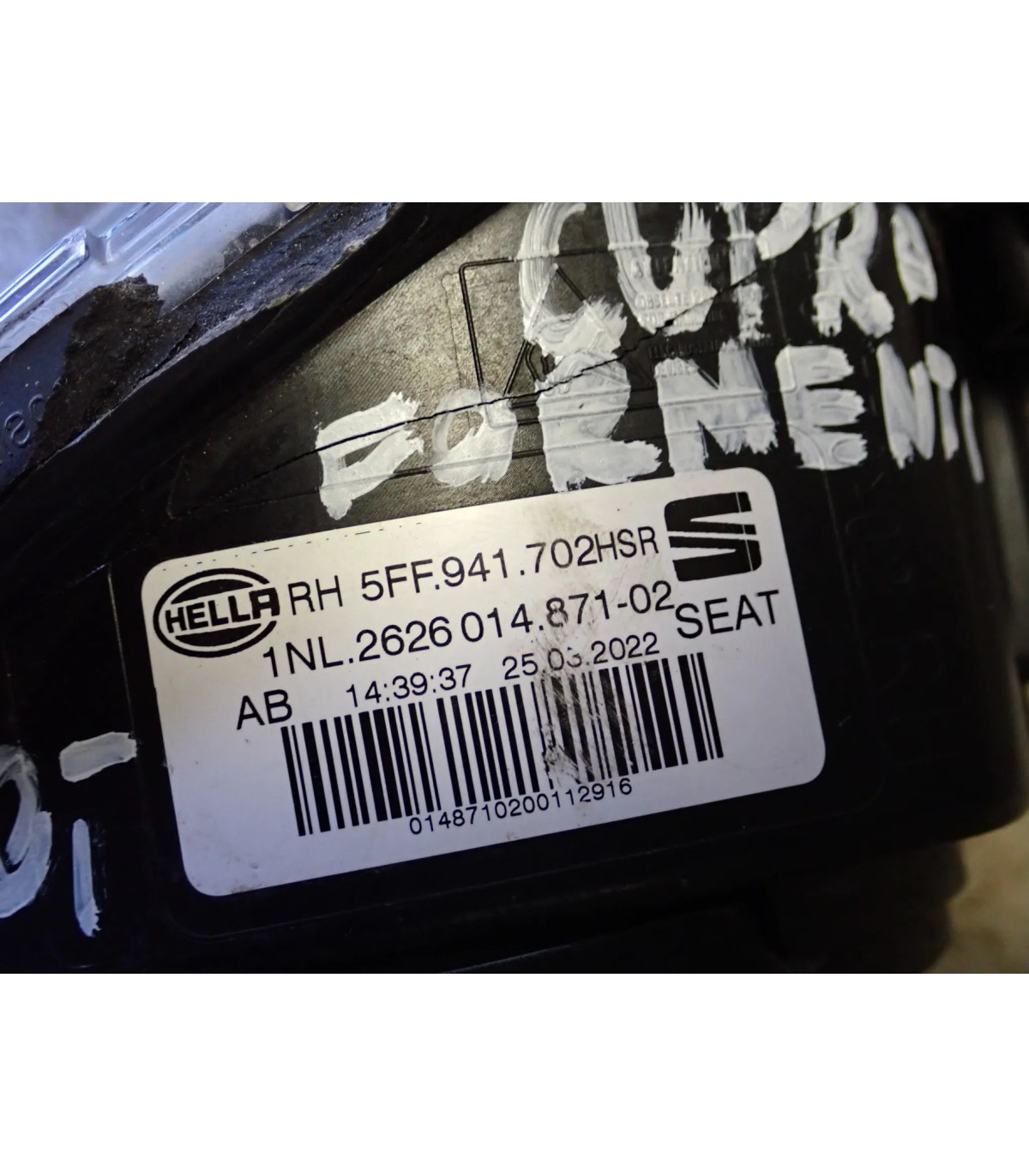CUPRA FORMENTOR HALOGEN LED PRAWY 5FF941702HSR