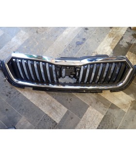 SKODA OCTAVIA IV GRILL