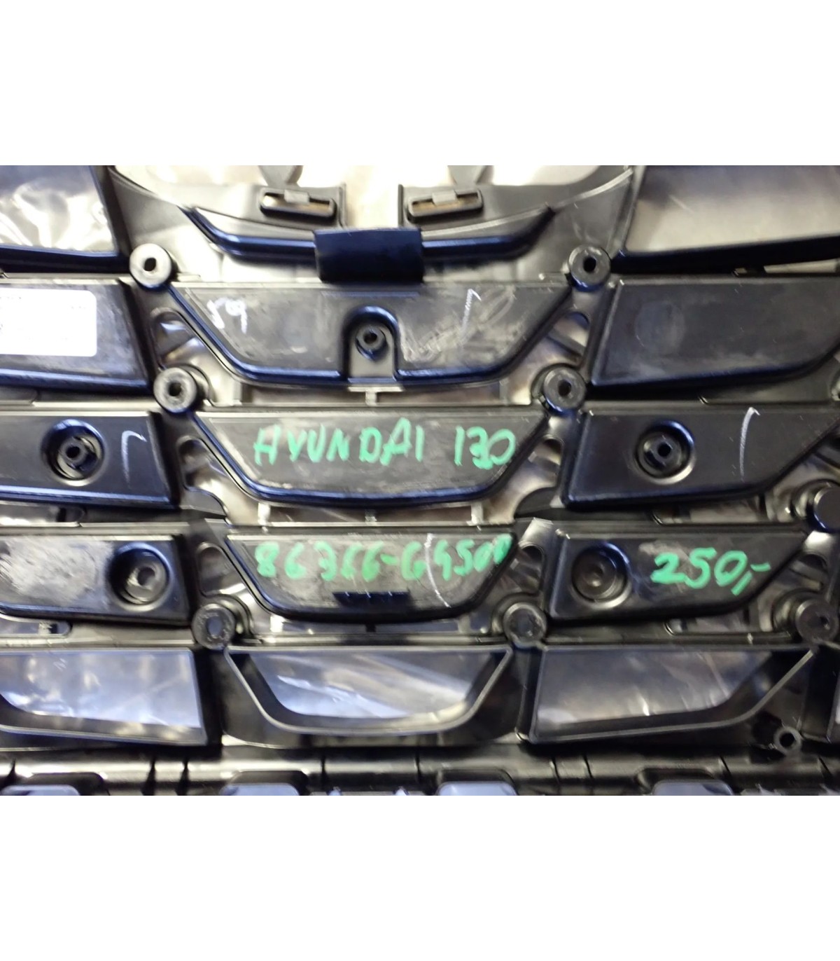 HYUNDAI I30 III LIFT GRILL 86366-G4500