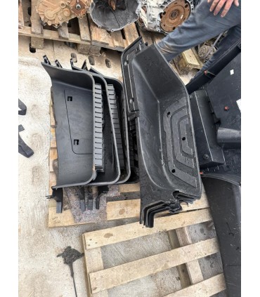 MERCEDES SPRINTER 907 KORYTA WIELE SZTUK