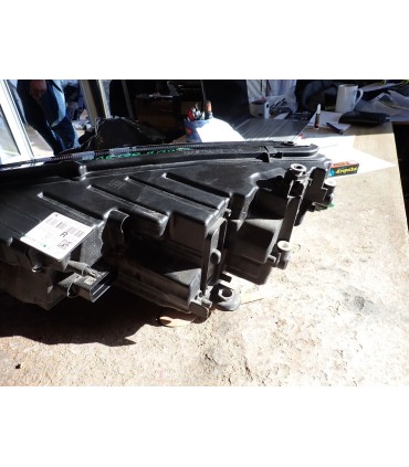 SKODA OCTAVIA IV LAMPA PRAWA 5E4941016