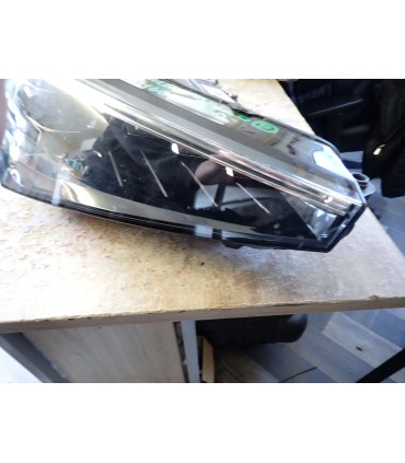 SKODA SCALA 657941016C LED LAMPA PRAWY PRZÓD EUROPA