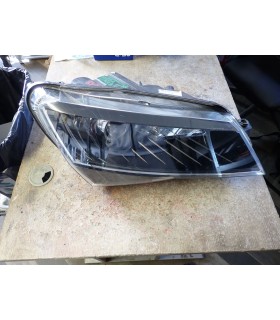 SKODA SUPERB III LAMPA PRAWA PRZÓD 3V1941016A