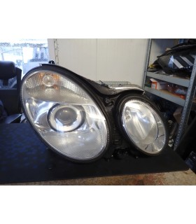 Mecedes W211 lampa prawa xenon